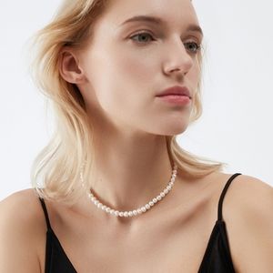 Elegant Freshwater Pearl Choker Necklace